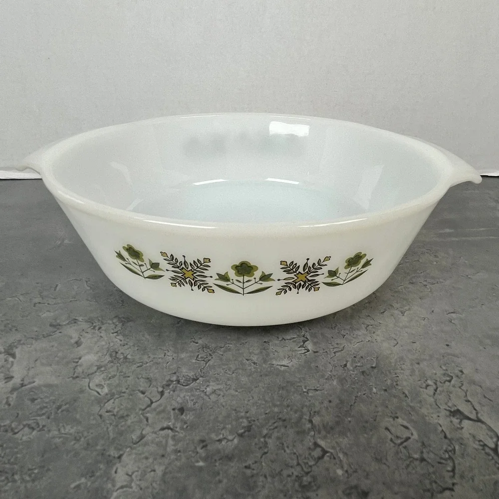 Vintage Anchor Hocking Fire King #437 Meadow Green 1-1/2 qt Casserole Dish USA